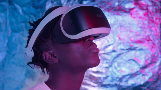 Apple Vision Pro vs. Meta Quest 3: Best VR Headset?